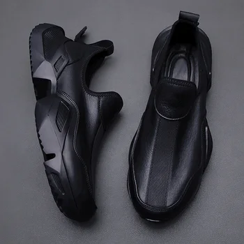 Пролетно мъжки обувки в европейски стил, маратонки, новост 2023 година, лека ежедневни обувки на дебела подметка, с модерна кожена дишащи обувки