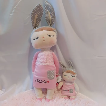 Персонализирайте комплект кукли Metoo Angela, играчки Kawaii с плюшено зайче за деца, меко плюшено животно за нейната племенница, Коледен подарък за рождения Ден от името на